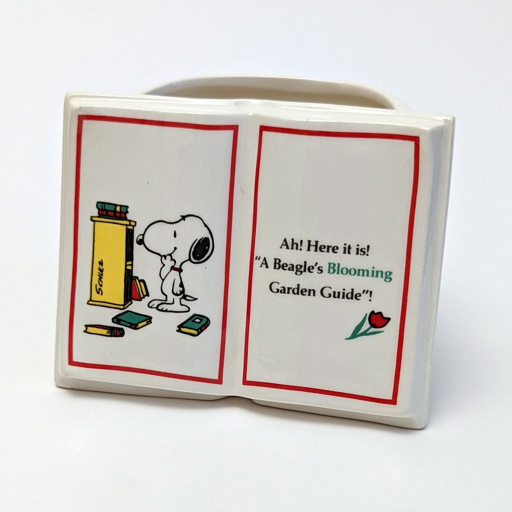 Vintage 70s Snoopy Book Gardening Planter Ceramic Vase Holder Peanuts 15077